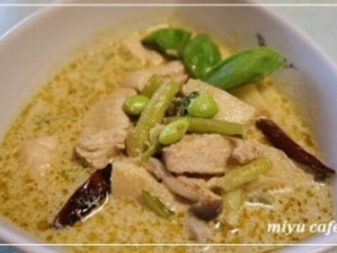 タイ風グリーン・バジルカレー♪